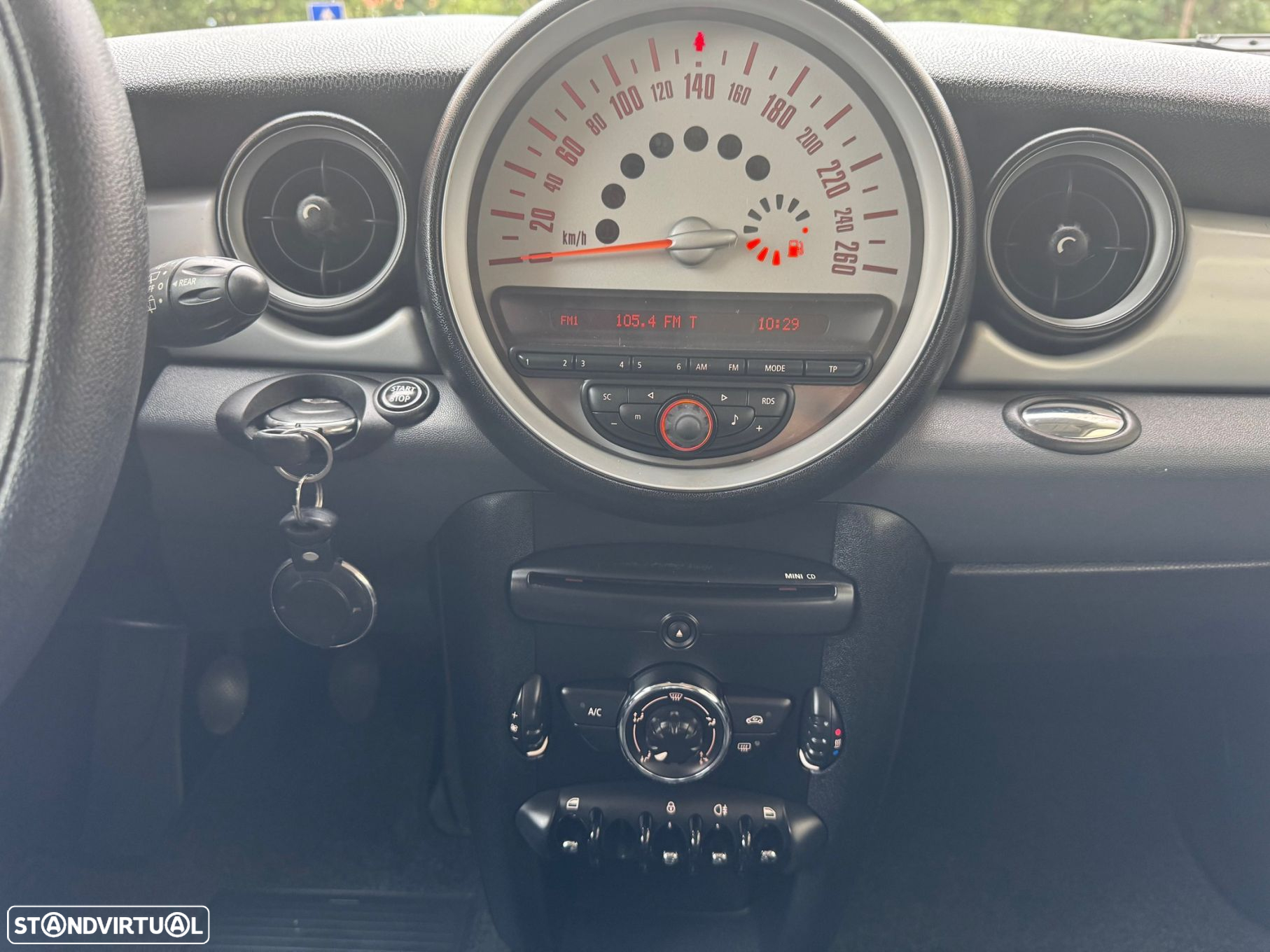 MINI 3 Portas One D - 20