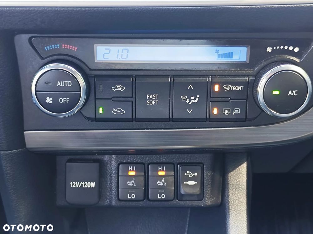 Toyota Auris 2.0 D-4D Premium Comfort - 29