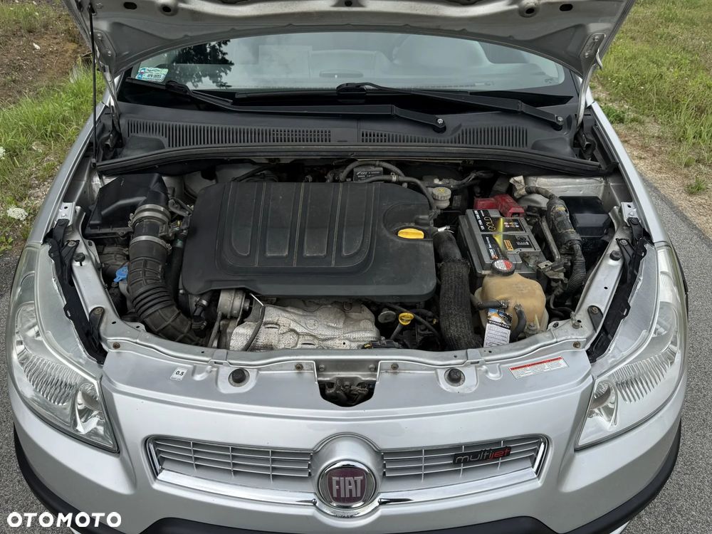 Fiat Sedici 2.0 Multijet DPF 4x4 Emotion - 19