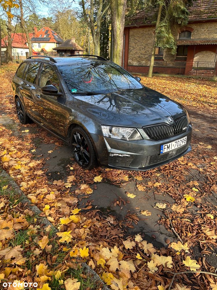 Skoda Octavia ver-2-0-tdi-4x4-rs-challenge-dsg - 3