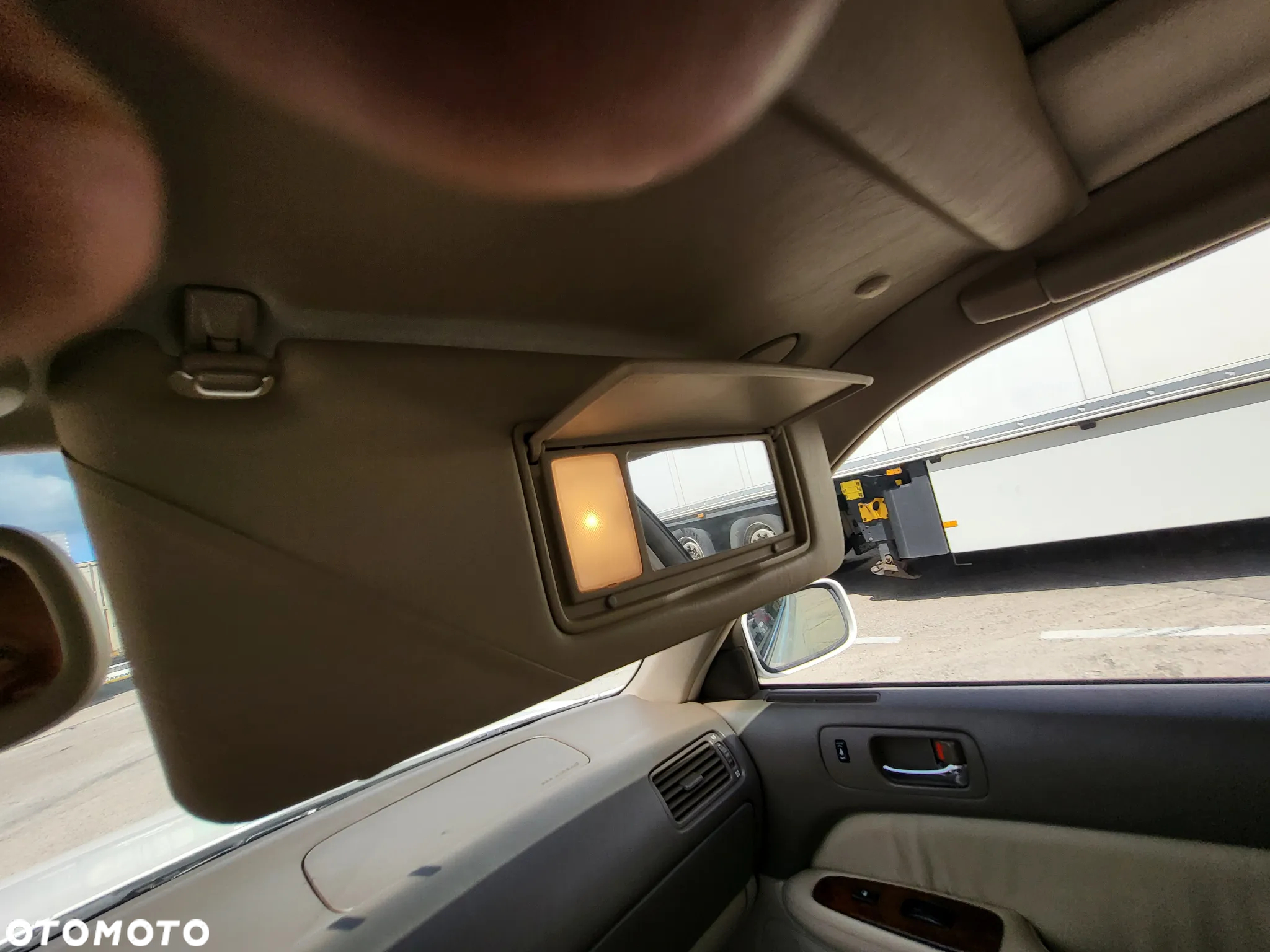Lexus LS 400 - 26