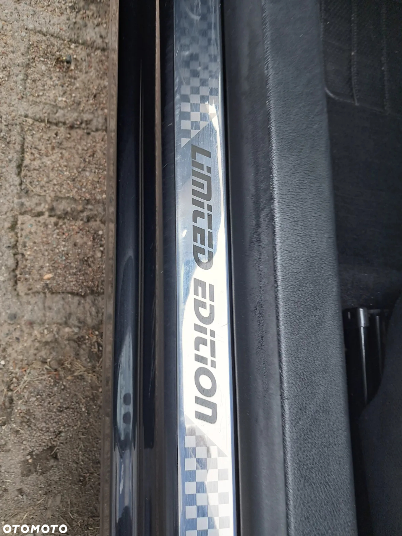 Volkswagen Tiguan - 12