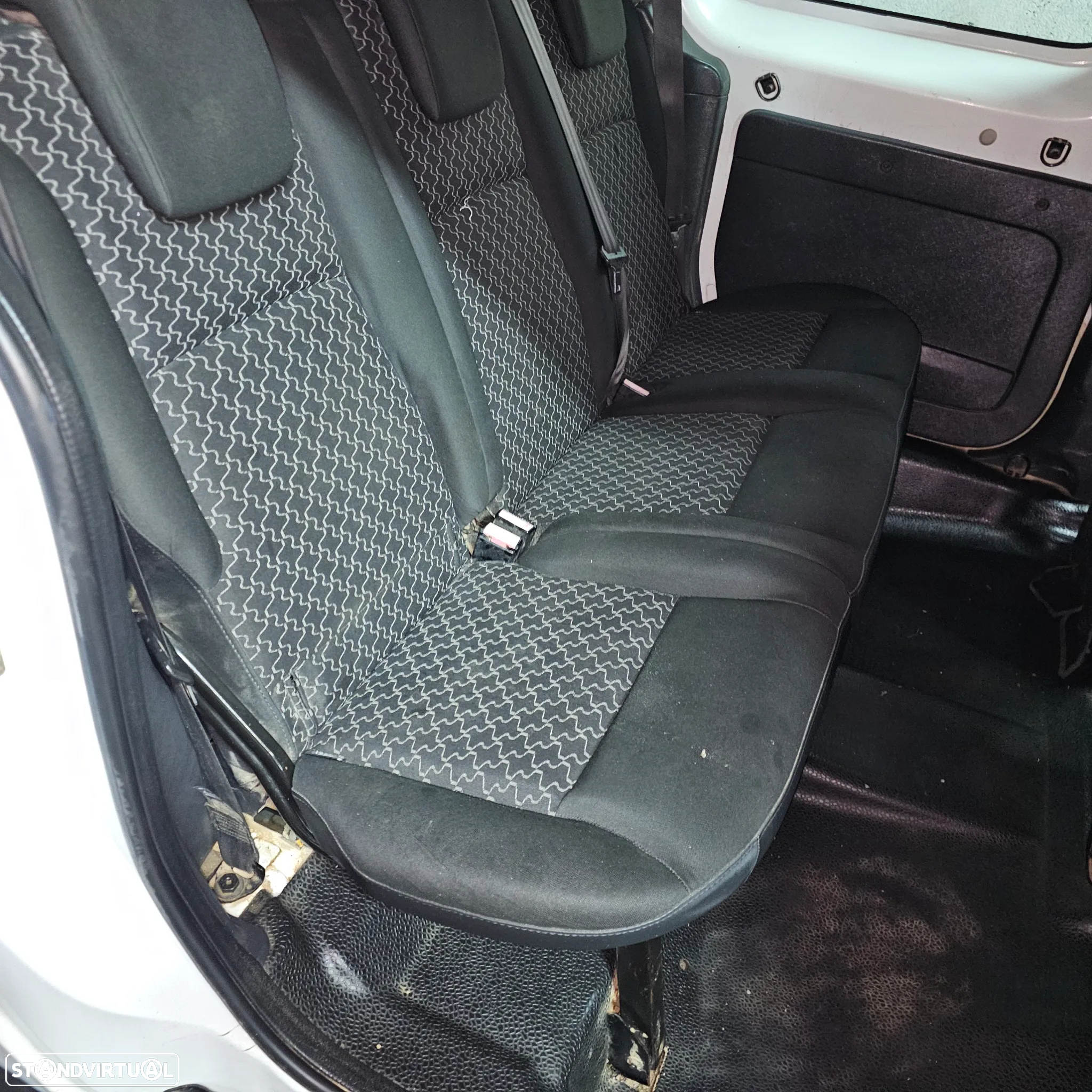 Renault Kangoo 1.5 dCi Luxe - 2