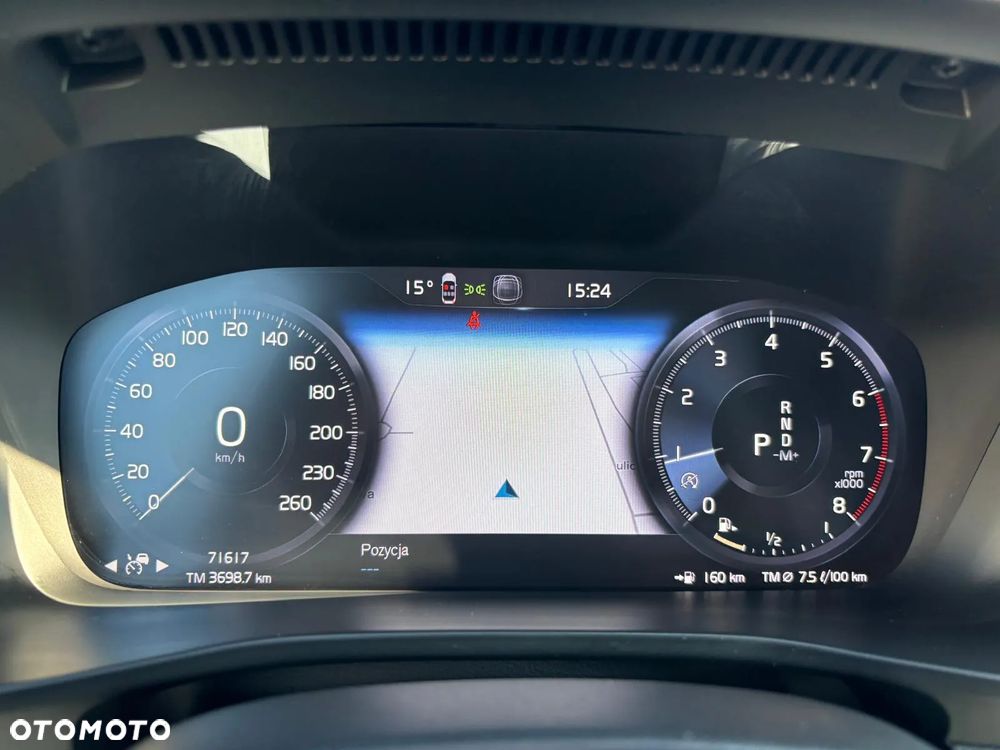 Volvo XC 40 T2 Plus Dark - 20