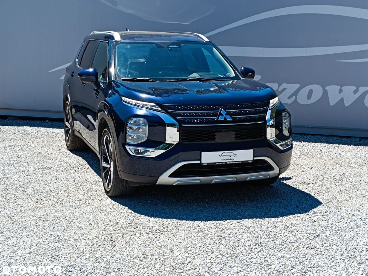 Mitsubishi Outlander - 6