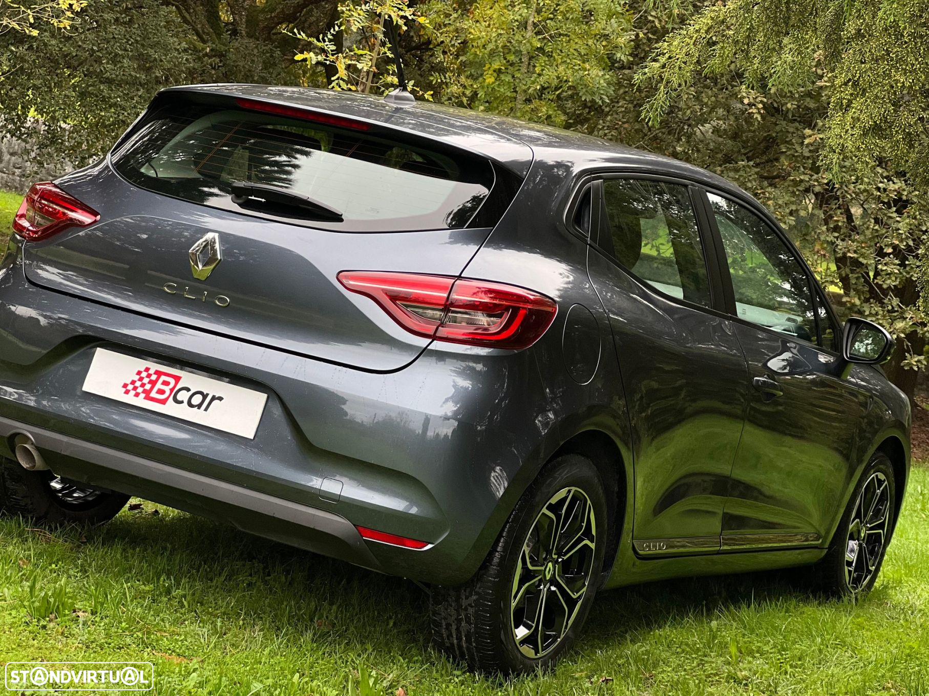 Renault Clio 1.0 TCe Techno - 25