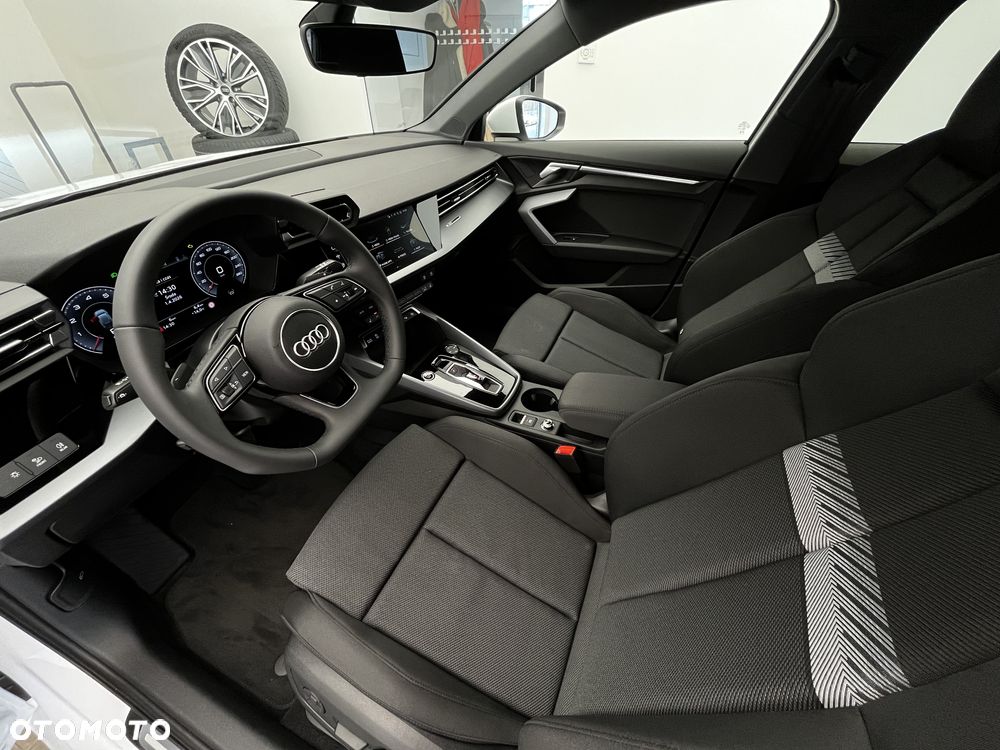 Audi A3 Sportback TFSI mHEV 110 kW Advanced S tronic - 9