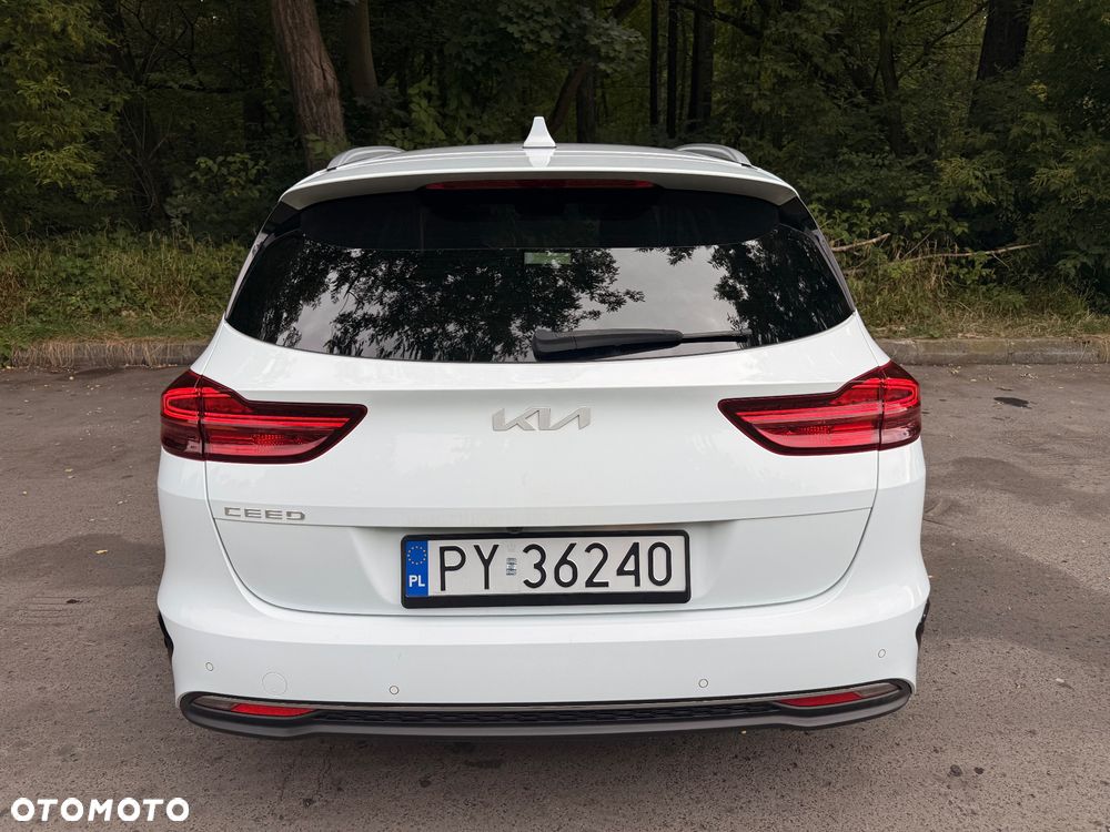 Kia Ceed 1.5 T-GDI Business Line - 11