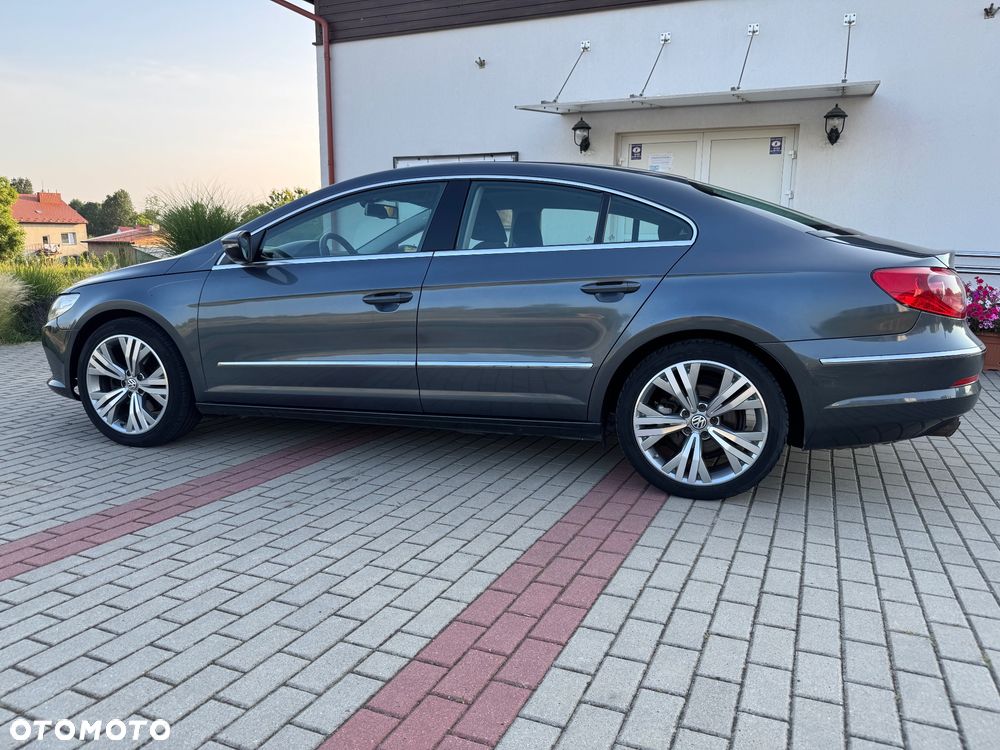 Volkswagen Passat CC - 2