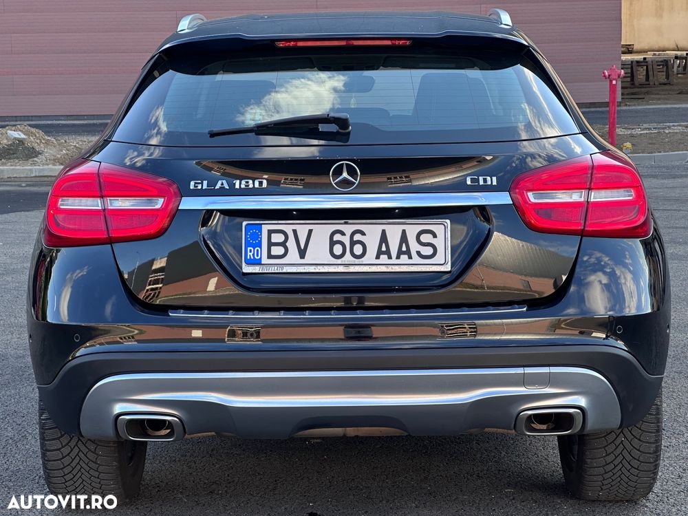 Mercedes-Benz GLA - 20