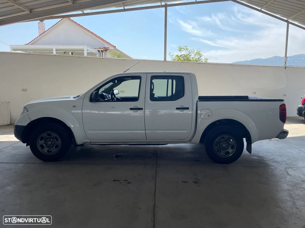 Nissan NAVARA 2.5 DCI 4X4 - 2