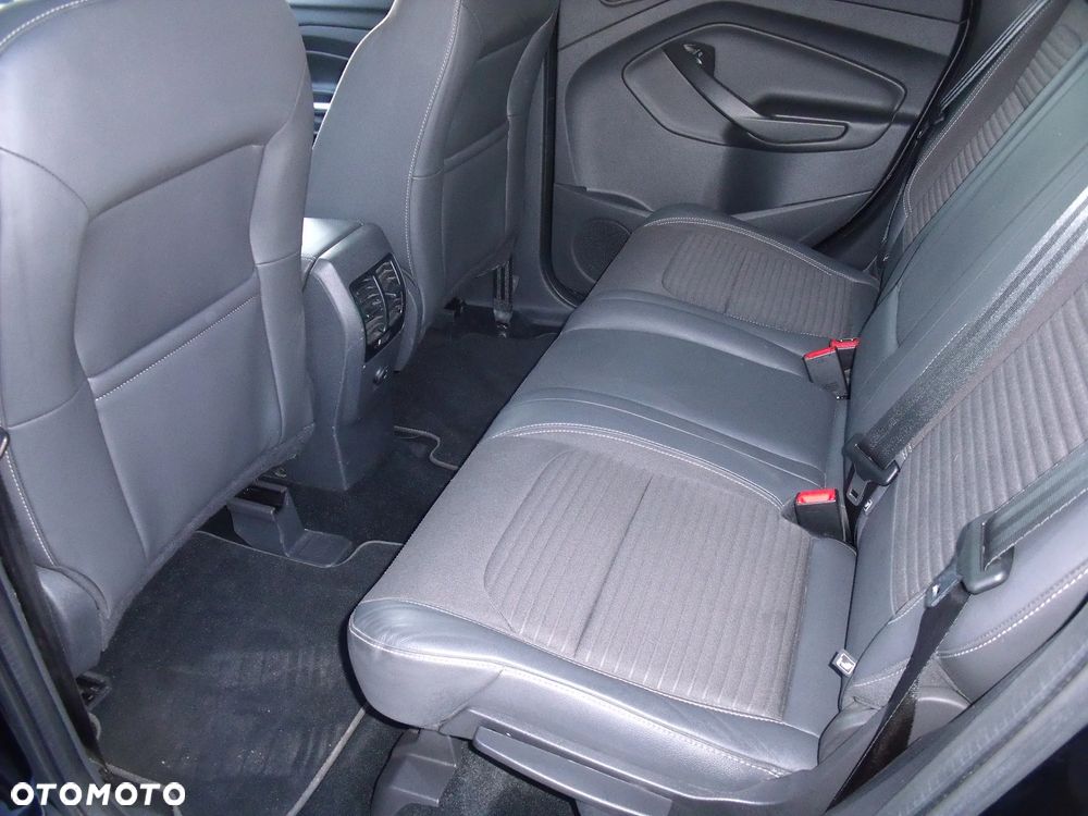 Ford Kuga 1.5 EcoBoost 2x4 Individual - 33