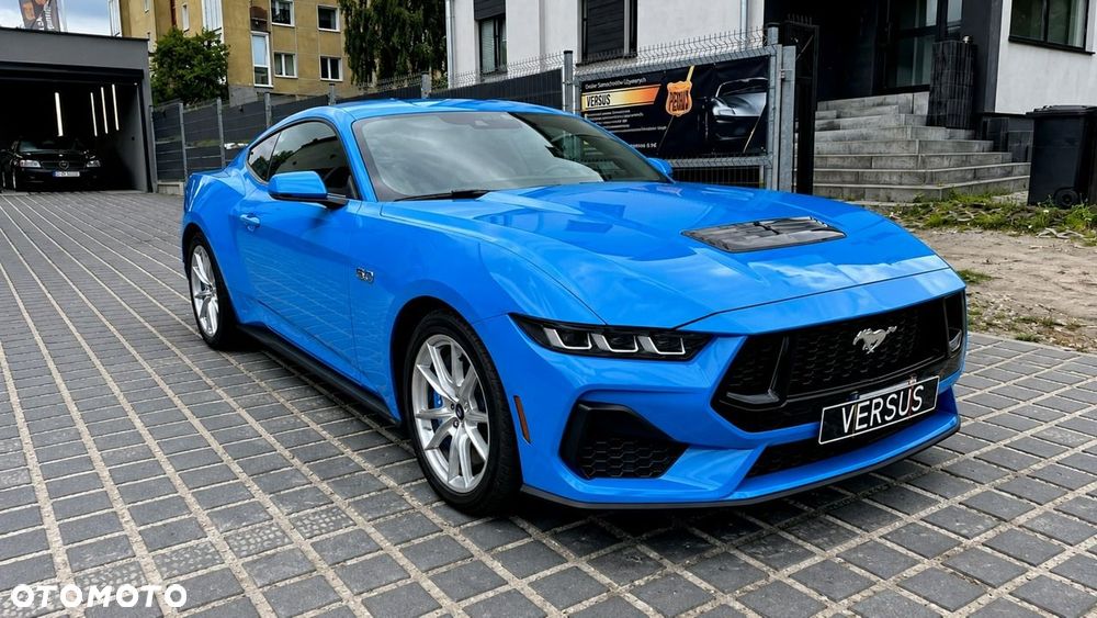Ford Mustang - 3