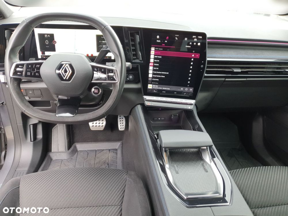 Renault Austral 1.3 TCe mHEV Iconic esprit Alpine - 26