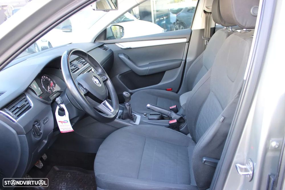 Skoda Octavia Break 1.6 TDi Active - 5