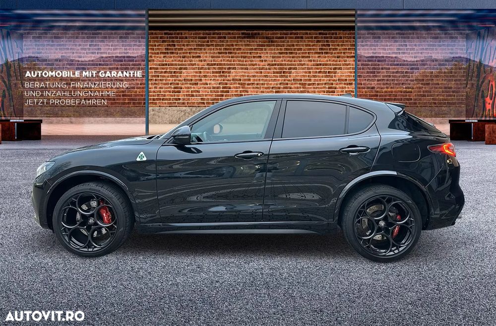 Alfa Romeo Stelvio V6 2.9 Bi-Turbo AT8-Q4 Quadrifoglio - 3