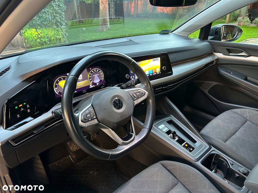 Volkswagen Golf 1.5 eTSI OPF DSG Life - 20