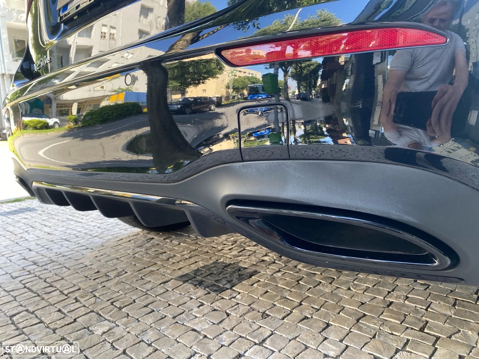 Mercedes-Benz A 250 e AMG Line - 13