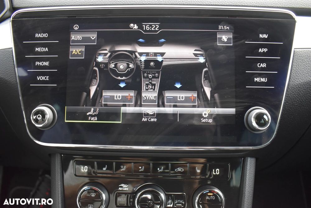 Skoda Superb 2.0 TDI DSG Ambition - 23