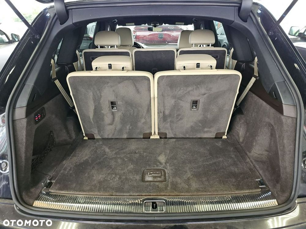 Audi Q7 - 13