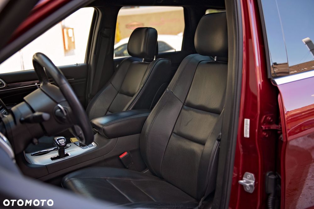 Jeep Grand Cherokee - 15