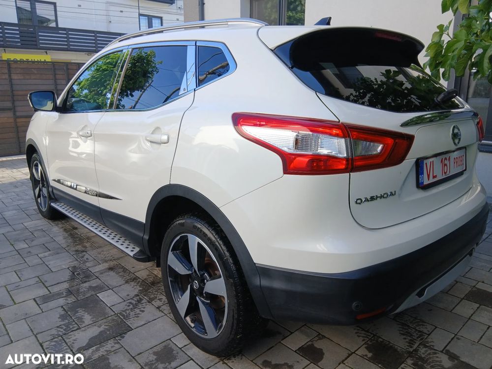 Nissan Qashqai 1.6 DIG-T 360 - 3