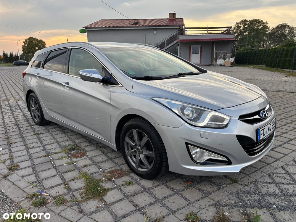 Hyundai I40