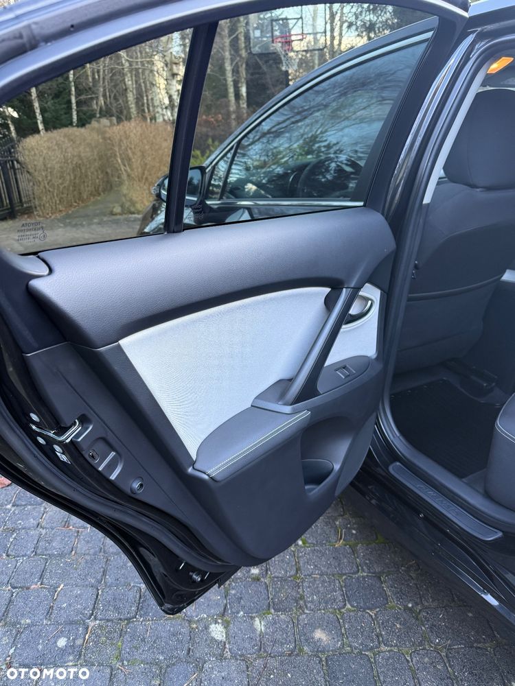 Toyota Avensis 2.0 D-4D Premium - 24