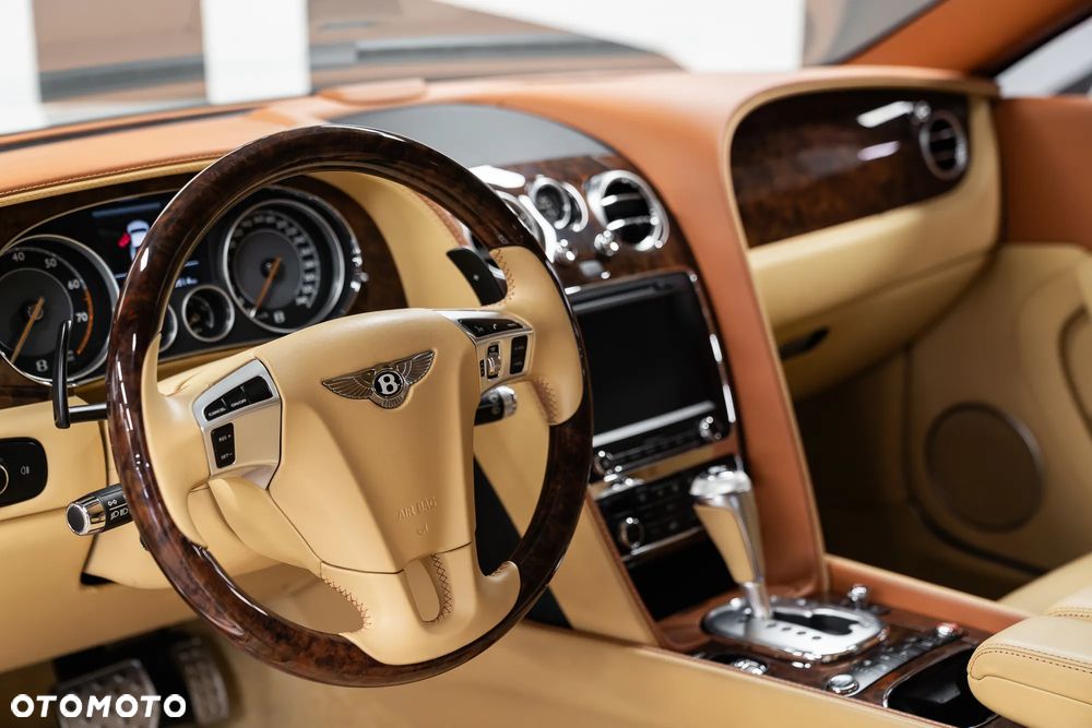 Bentley Continental GT - 29
