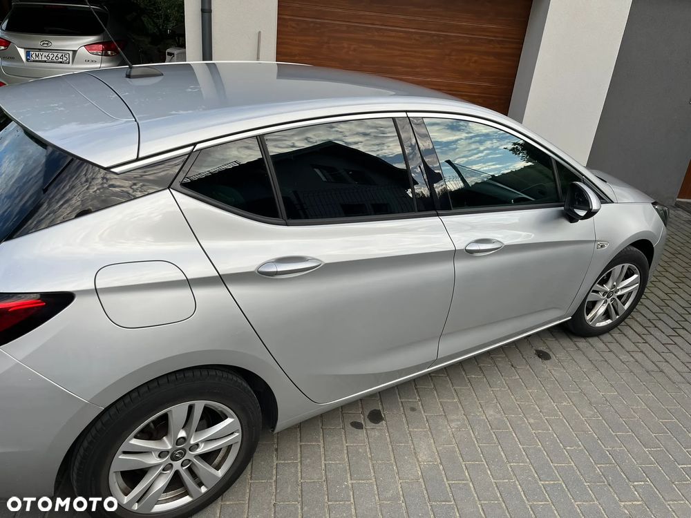 Opel Astra 1.2 T Ultimate S&S - 8