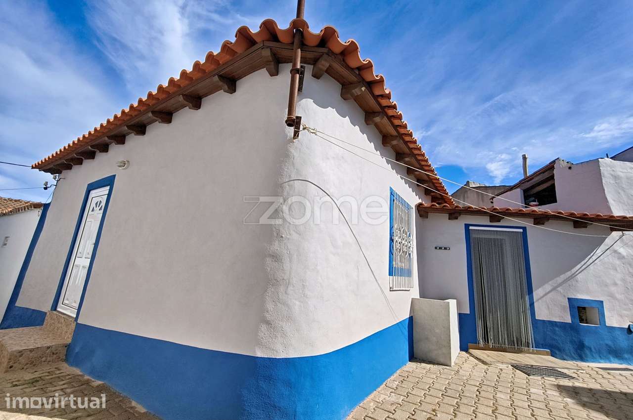 Moradia T2+1 renovada em Amorosa, São Bartolomeu de Messines - Grande imagem: 4/46