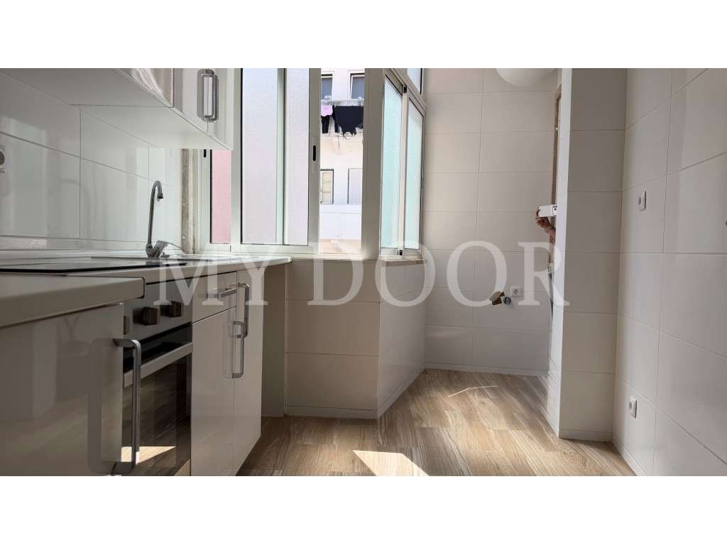 Apartamento T2 Moscavide - Central - Luminoso - Grande imagem: 2/22