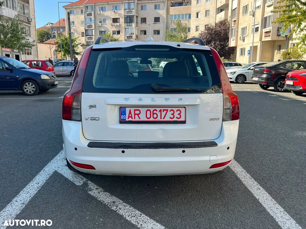 Volvo V50 - 10
