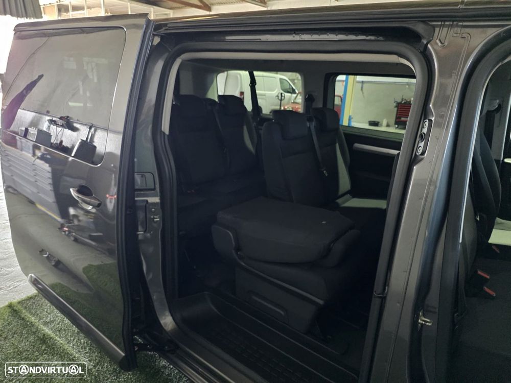 Peugeot Traveller - 21