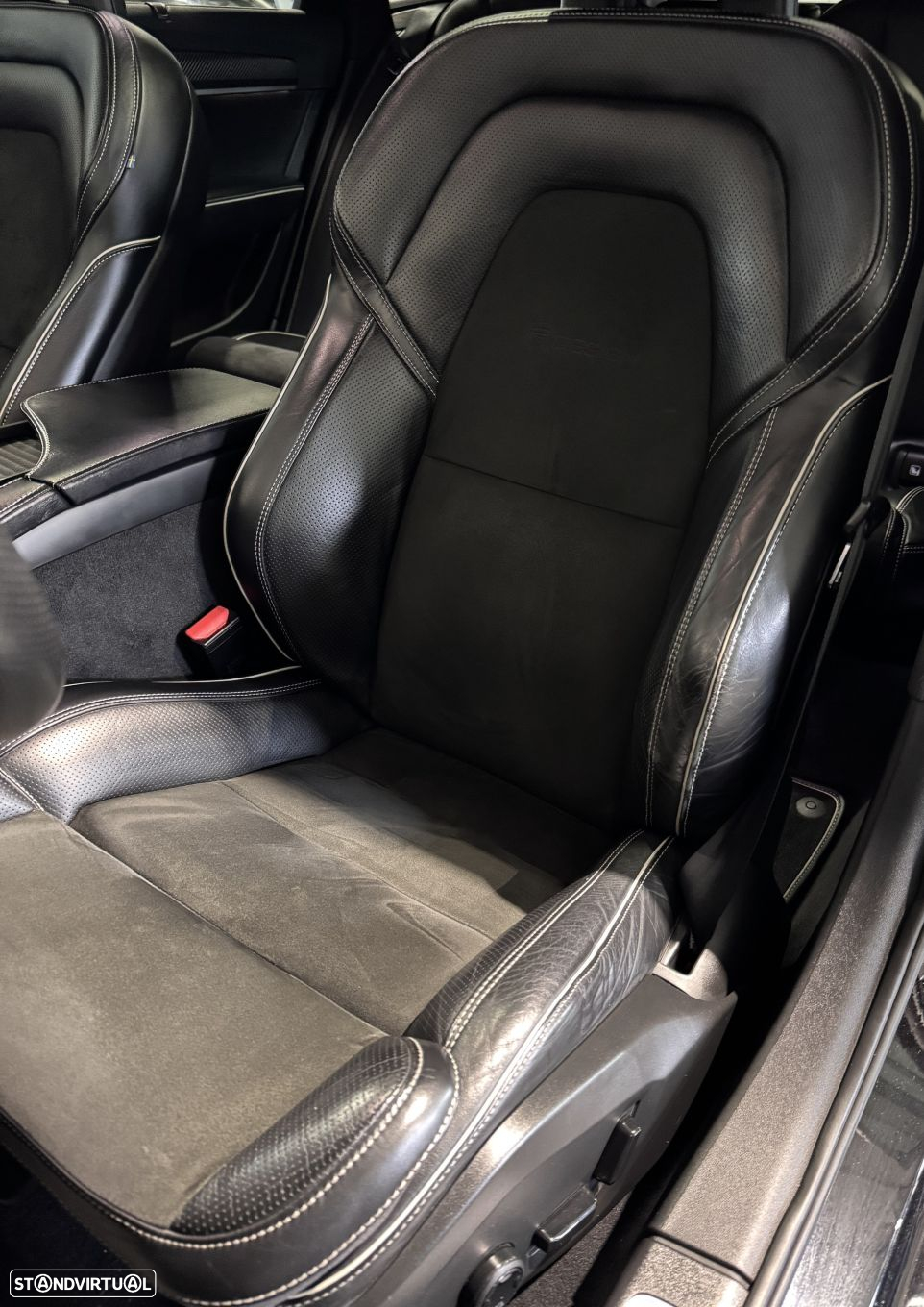 Volvo V90 - 34