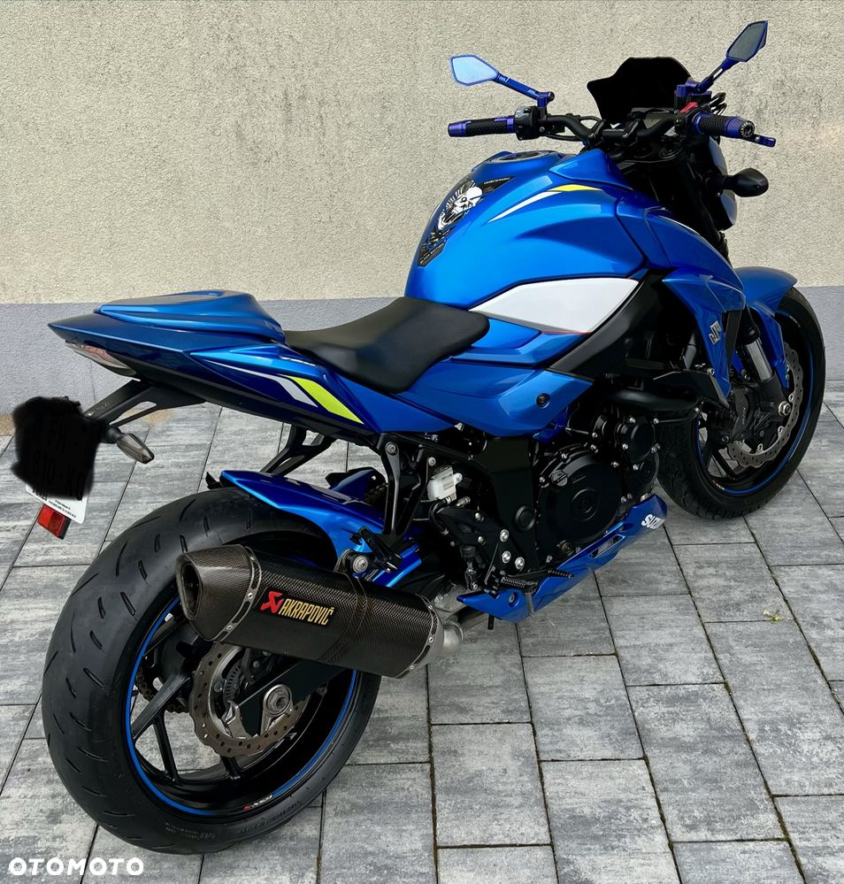 Suzuki GSX - 5