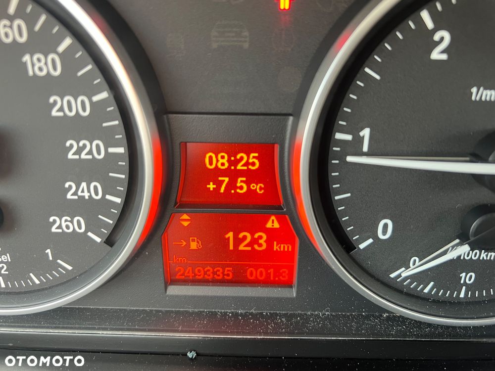 BMW X1 - 13