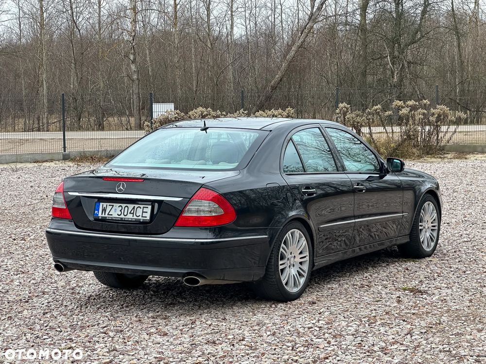 Mercedes-Benz Klasa E 500 4Matic Automatik Avantgarde - 9