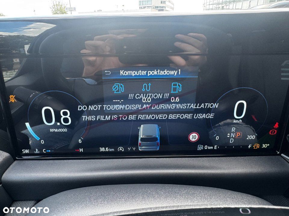 Ford Tourneo Custom - 18