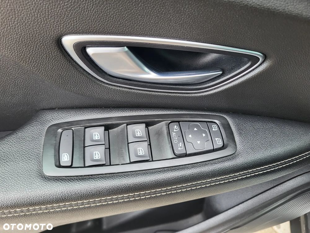 Renault Scenic - 15