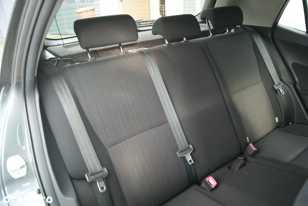 Toyota Auris 1.4 VVT-i - 20