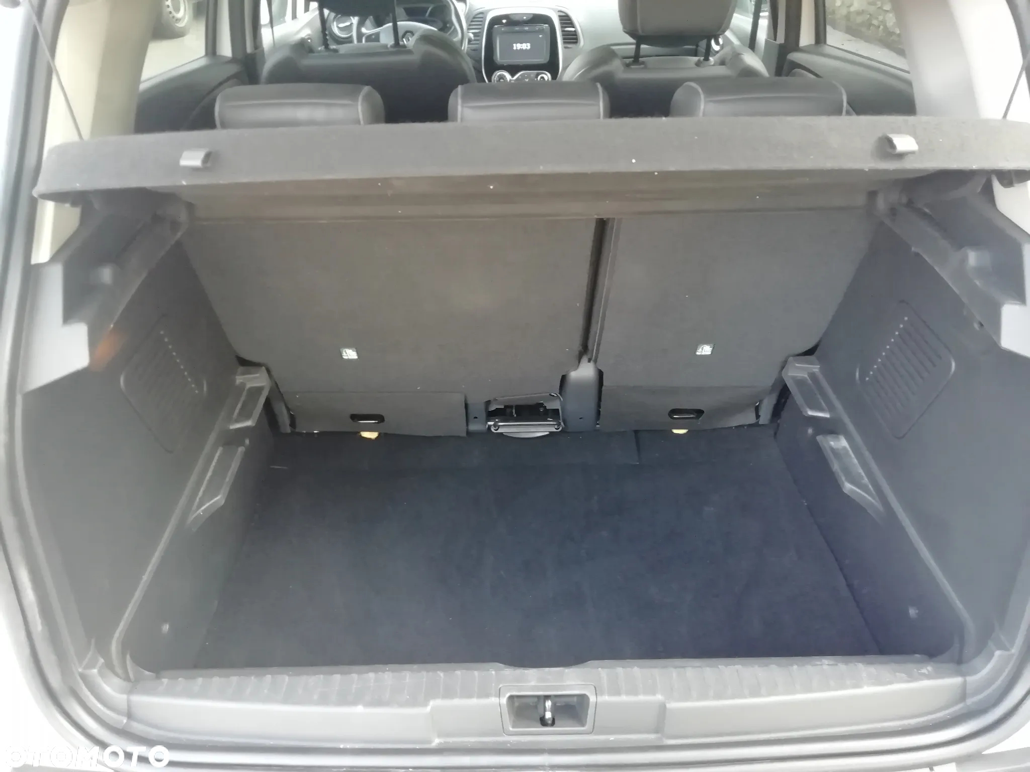 Renault Captur - 22