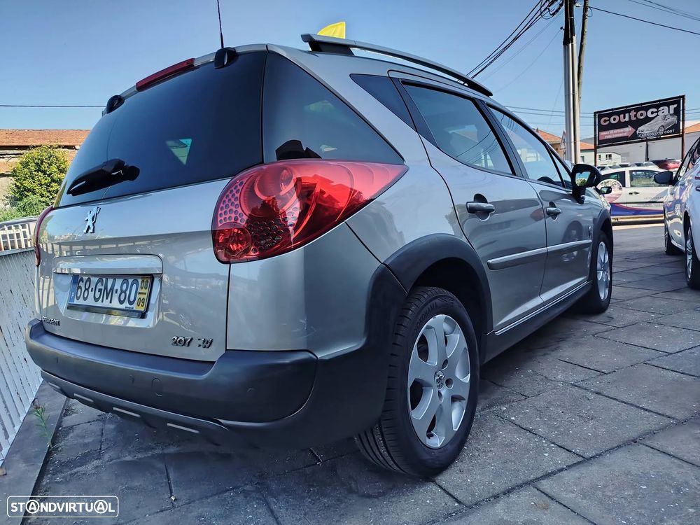 Peugeot 207 SW 1.6 HDi Outdoor FAP - 5