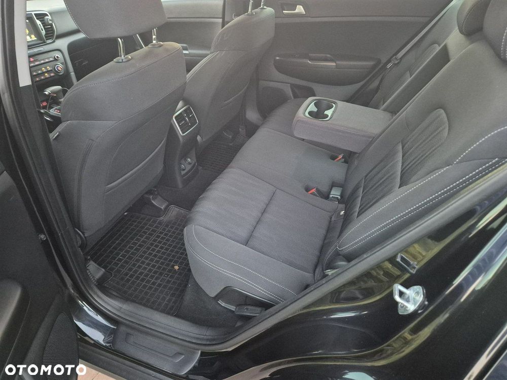 Kia Sportage - 16