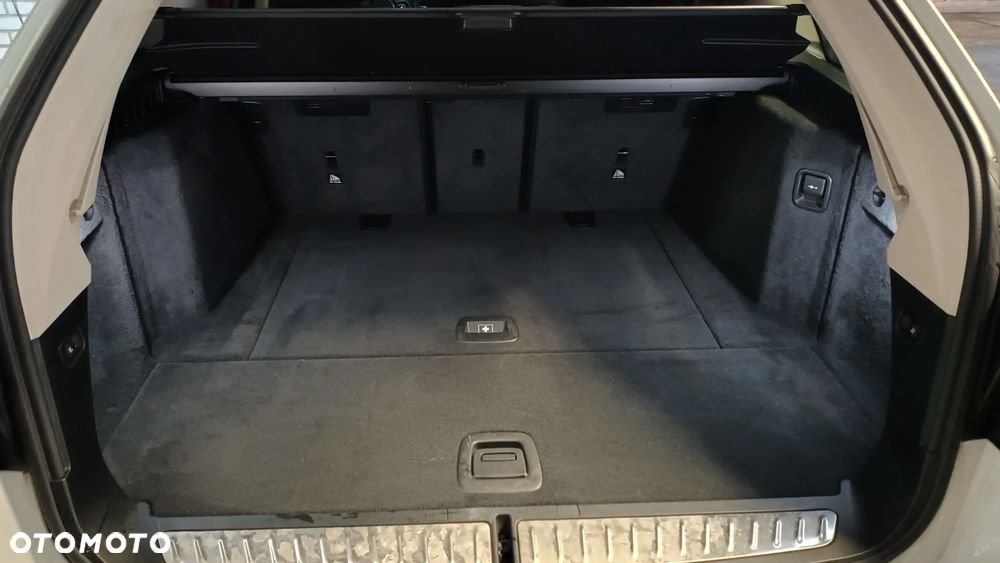 BMW Seria 5 520d Sport Line sport - 23