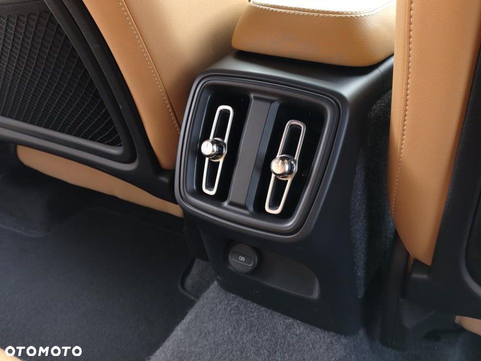 Volvo XC 40 - 15