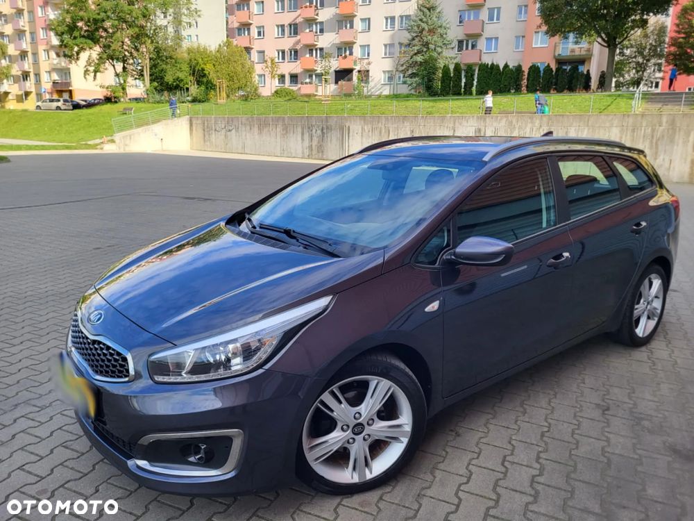 Kia Ceed 1.6 CRDi 136 ISG Edition 7 - 16