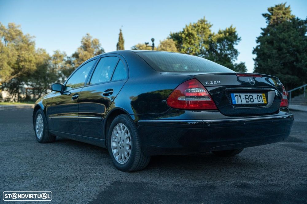 Mercedes-Benz E 220 CDI Elegance Aut. - 8