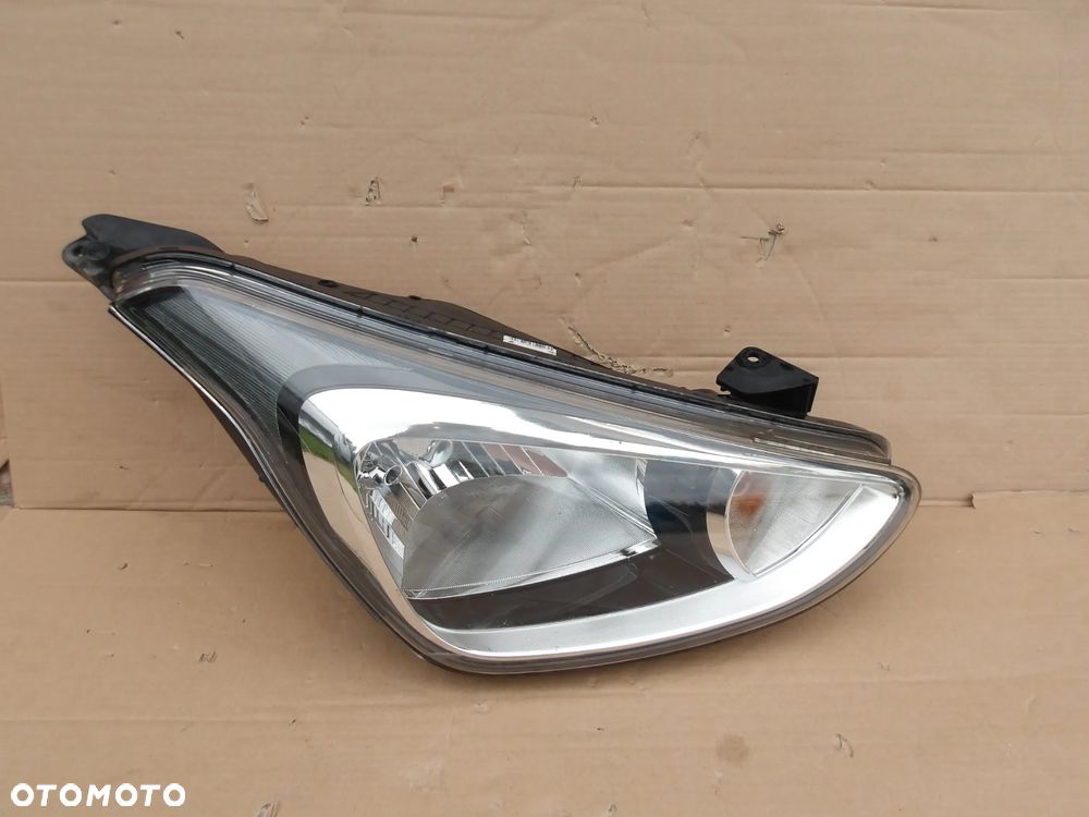 LAMPA PRAWY PRZOD HYUNDAI I10 II 92102-B9000 - 15