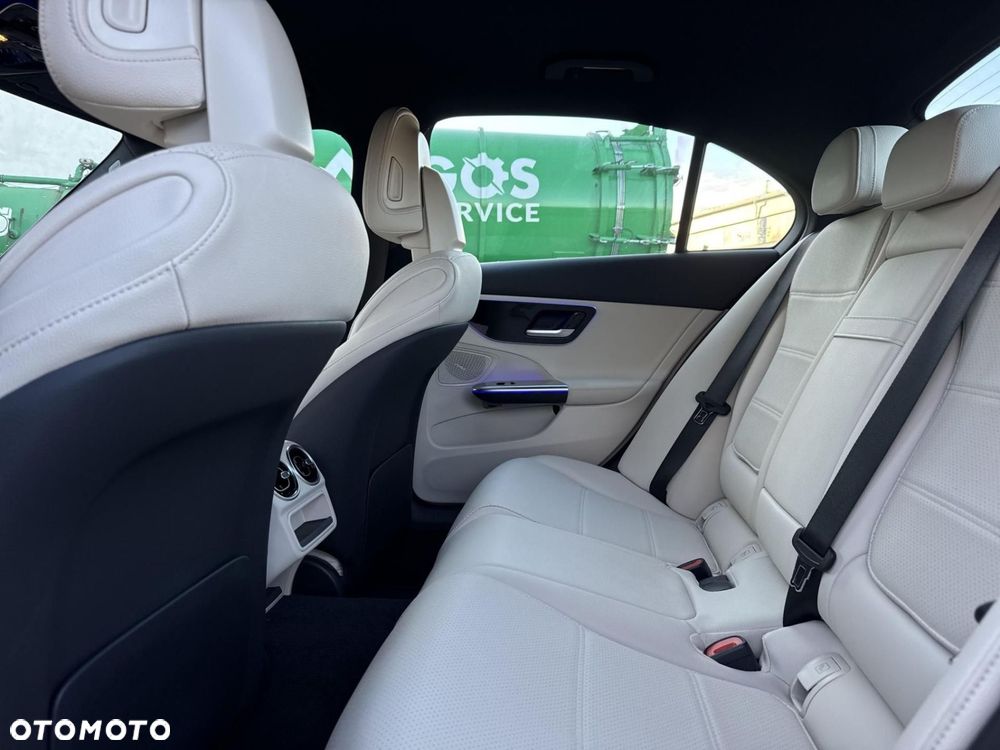 Mercedes-Benz Klasa C - 13